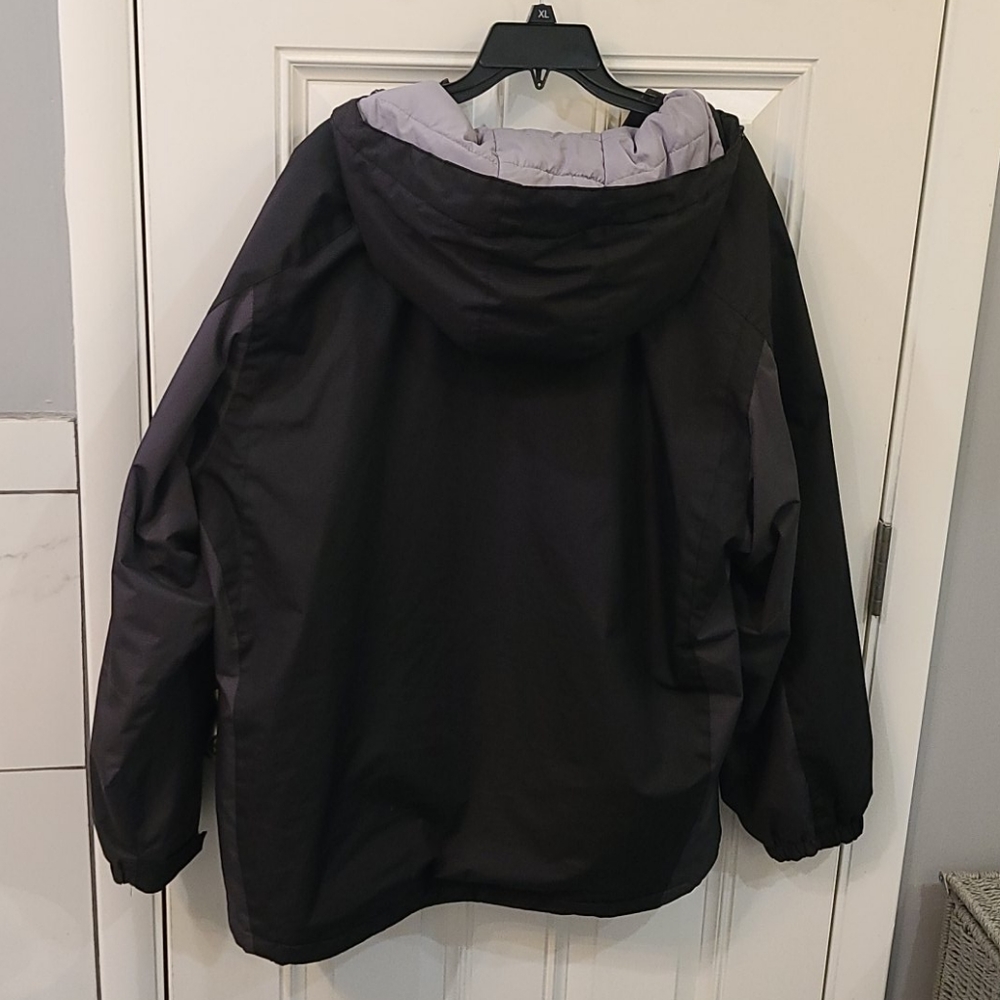 Free Country Jacket - Picture 2 of 3